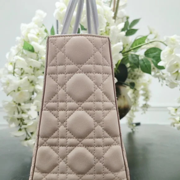 CHRISTIAN DIOR Lambskin Cannage Medium Tri-Color Lady Dior in Rose Pale - Picture 6 of 8